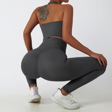 Load image into Gallery viewer, MUMANAIXI 3-Piece Seamless Moisture-Wicking Workout Set for Women - Gym, Fitness, Running, Yoga Sportswear (Gray 2pcs)