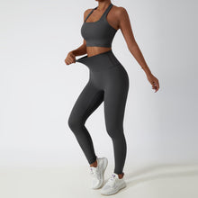 Load image into Gallery viewer, MUMANAIXI 3-Piece Seamless Moisture-Wicking Workout Set for Women - Gym, Fitness, Running, Yoga Sportswear (Gray 2pcs)