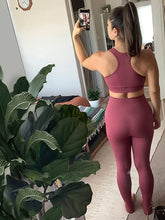 Load image into Gallery viewer, Women’s Yoga Outfits 2 piece Set Workout Tracksuits Sports Bra High Waist Legging Active Wear Athletic Clothing Set (Small, 1917 Living Coral)