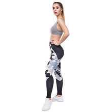 Load image into Gallery viewer, Kanora Black Camouflage Seamless Workout Leggings - Women’s 3D Printed Yoga Leggings, Tummy Control Running Pants (Camouflage, One Size)
